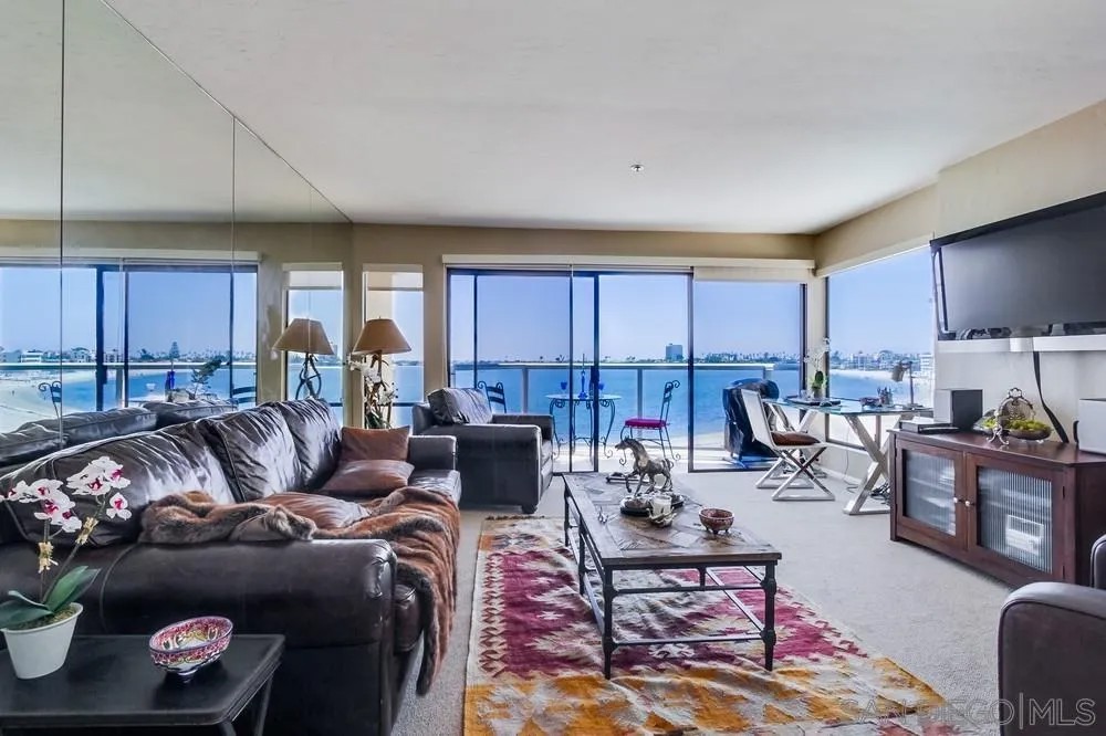 3888 Riviera Dr 301