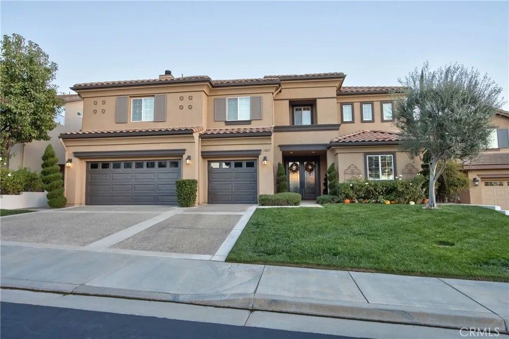 Photo of 32815 Cleveland Street, Temecula, CA 92592 (MLS # SW25245035)