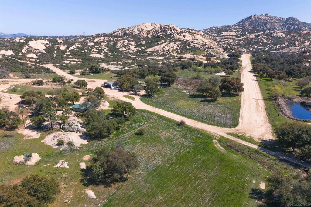 Photo of 19150 High Glen Rd, Alpine, CA 91901 (MLS # 250035302)