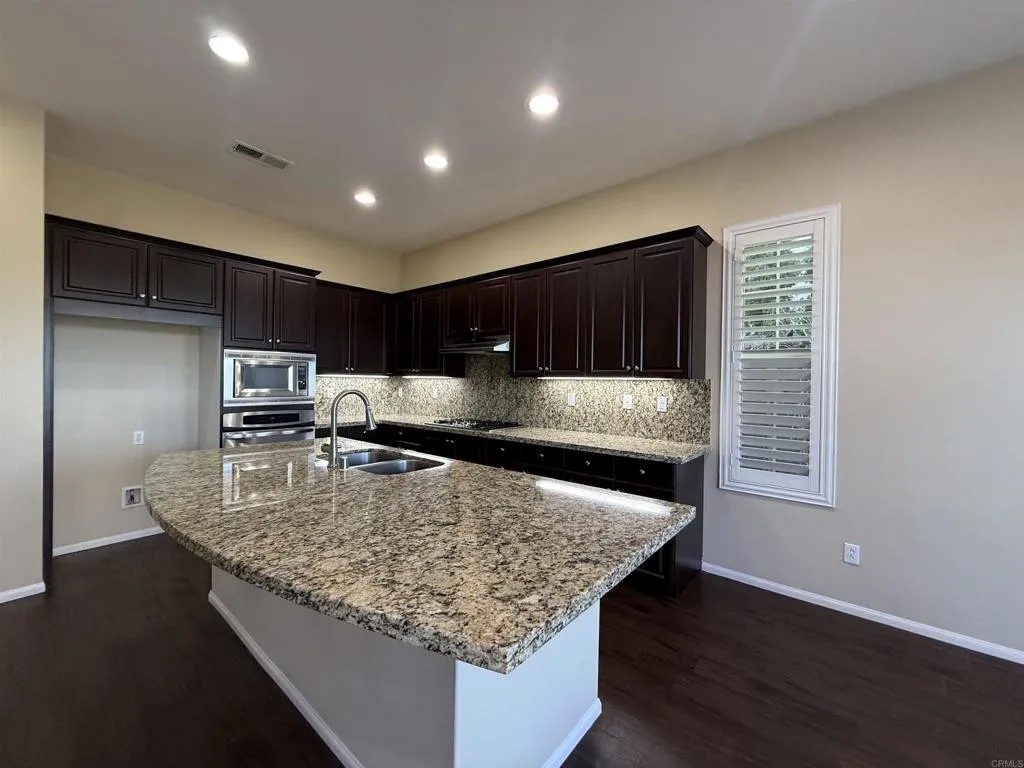 1273 Breakaway Drive