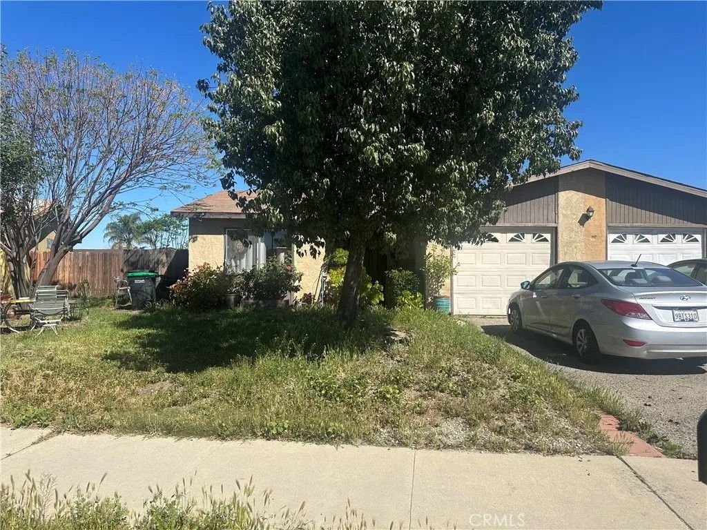 Photo of 2174 Avenida Olivos, Hemet, CA 92545 (MLS # ND26055548)