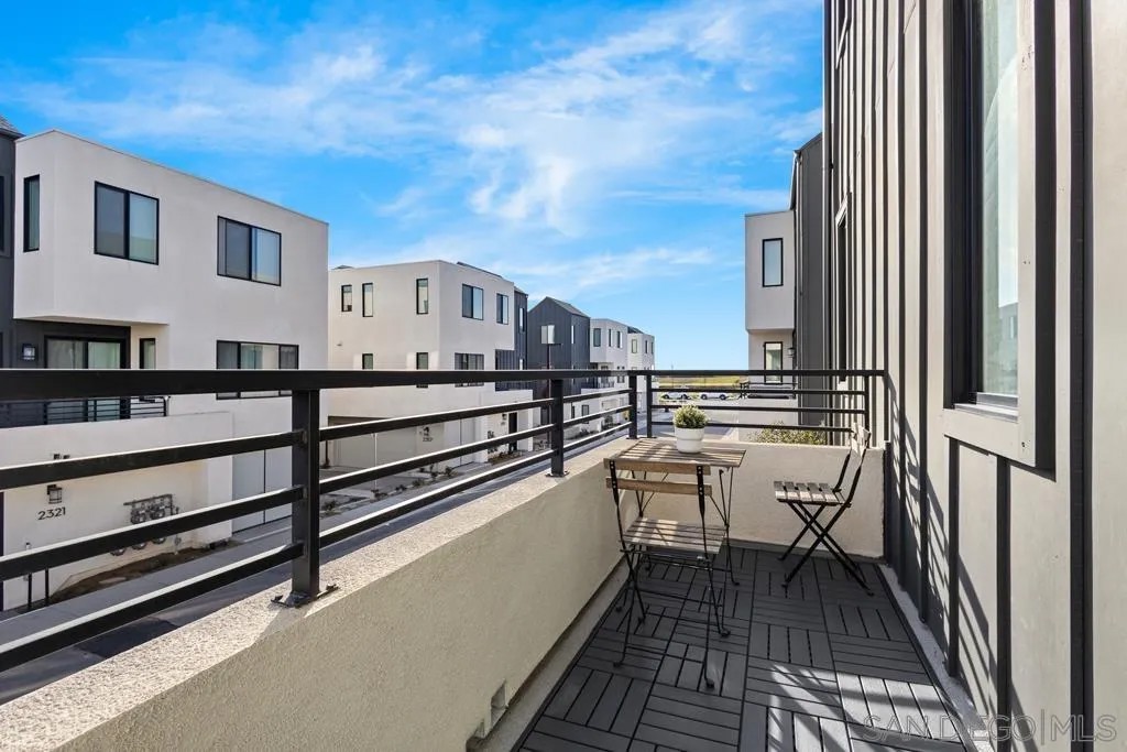 2117 Acara Circle