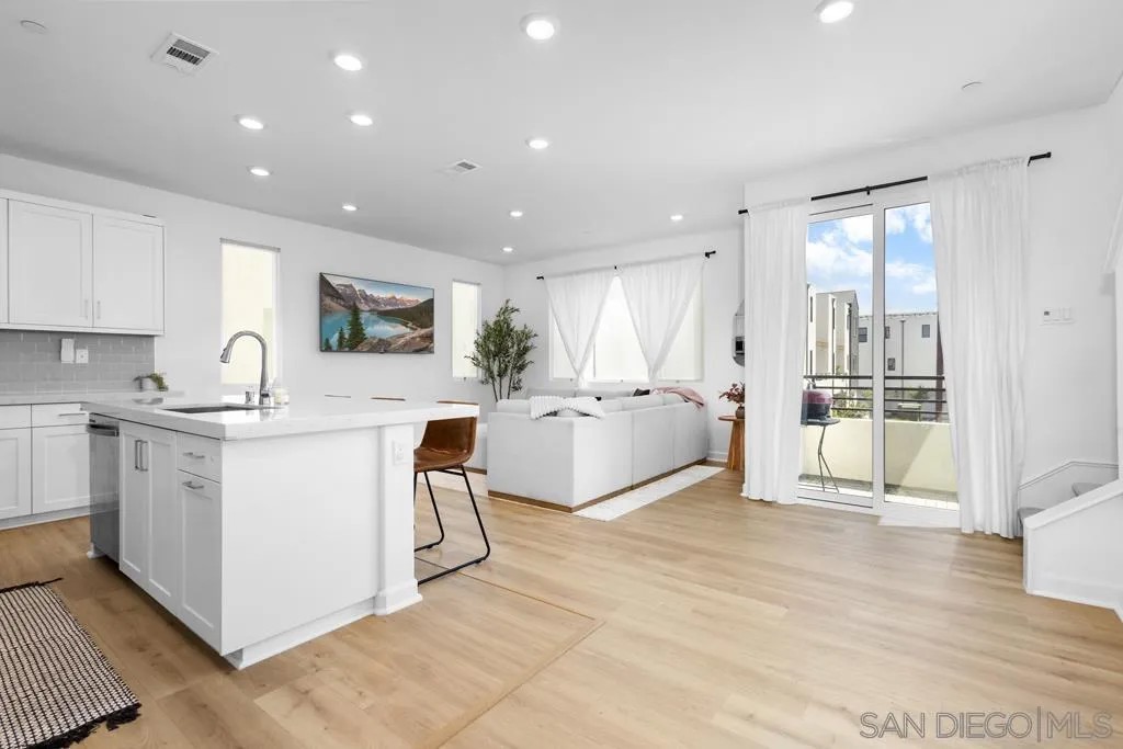 2117 Acara Circle