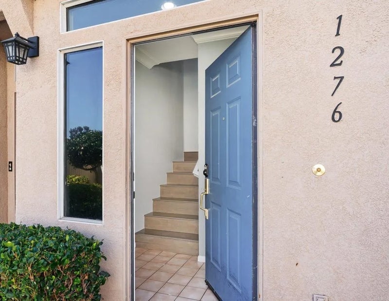1276 El Cortez Court