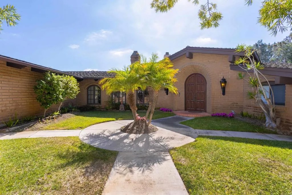 13730 Condesa Drive