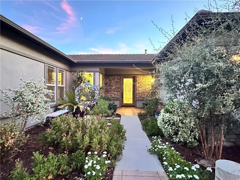 18493 Oak Park Drive