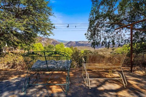 Tiny photo for 990 Old Mountain View Rd, El Cajon, CA 92021 (MLS # 250038962)