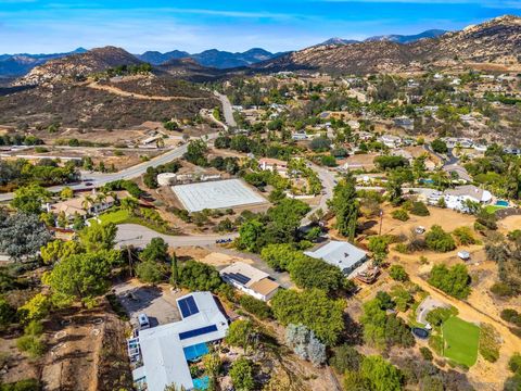 Tiny photo for 990 Old Mountain View Rd, El Cajon, CA 92021 (MLS # 250038962)