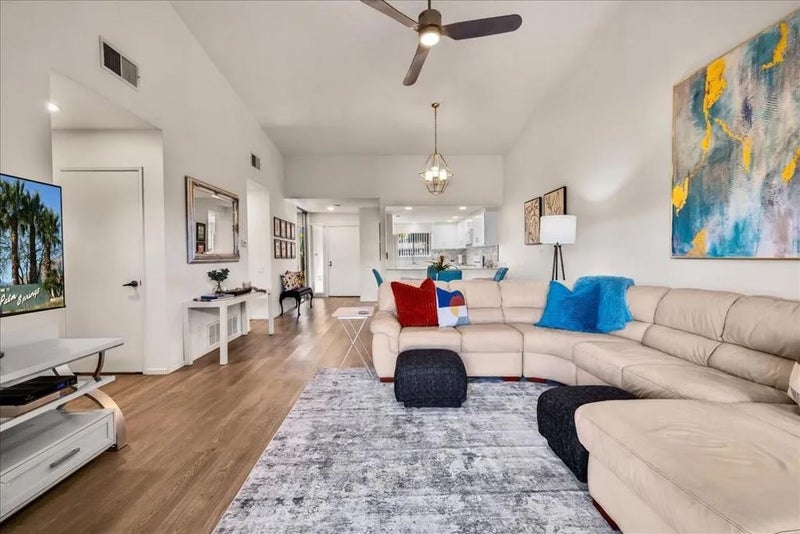 1254 Tiffany Circle North
