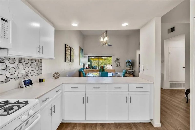 1254 Tiffany Circle North