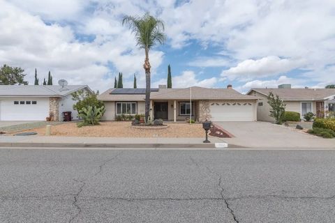 Photo of 26112 Crestone Drive, Menifee, CA 92586 (MLS # SW26072105)