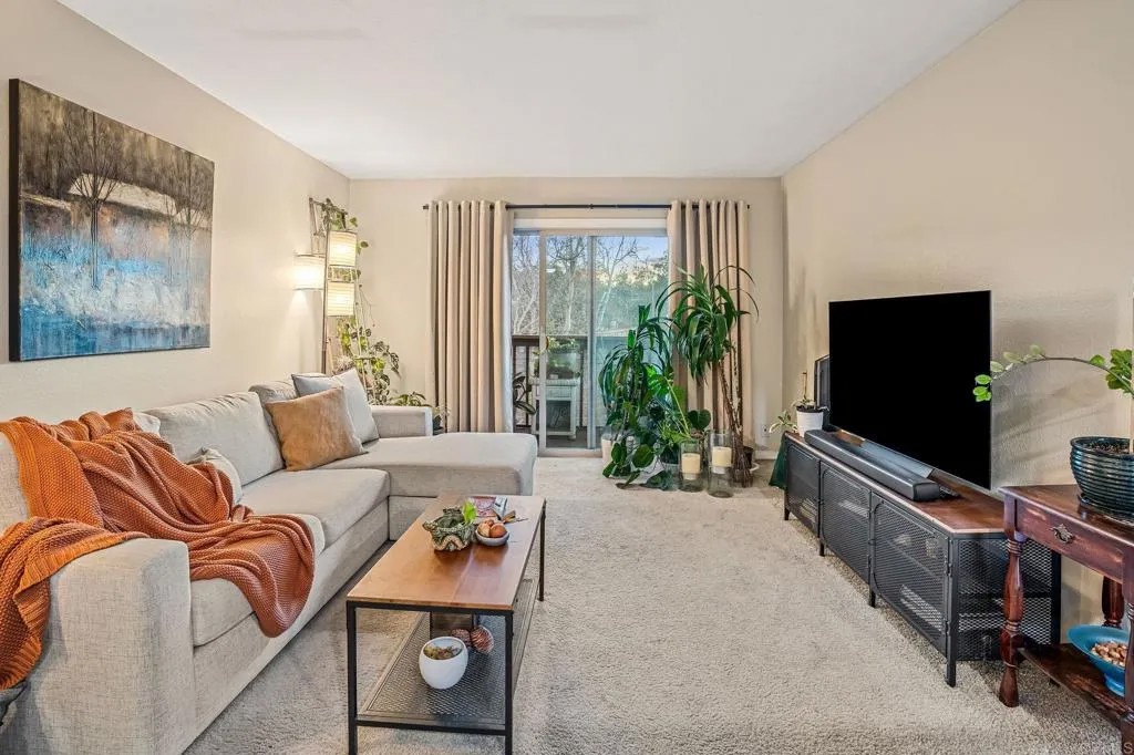 5922 Rancho Mission Road 78