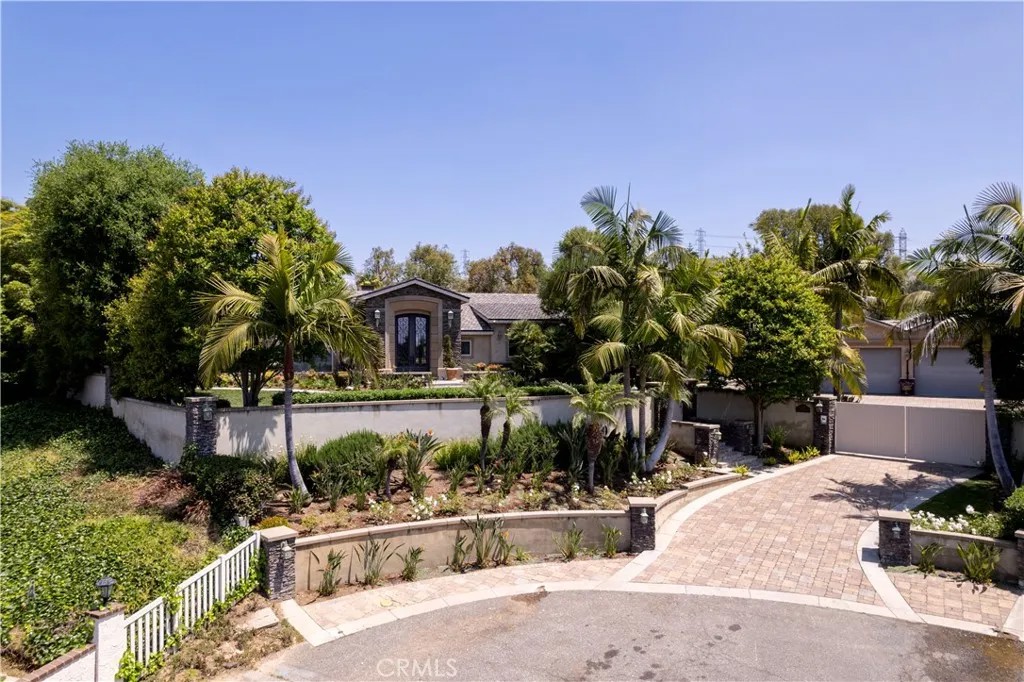 1422 Bella Vista Drive