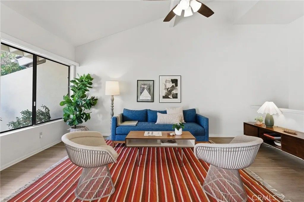 Photo of 6227 Randi, Woodland Hills, CA 91367 (MLS # SR26028913)