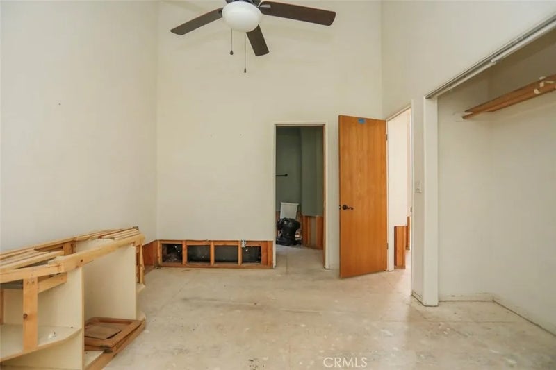 2701 Hillcrest Court