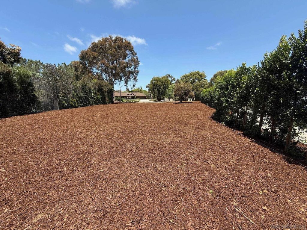 Photo of 2965 Woodford Drive, La Jolla, CA 92037 (MLS # 260009572)