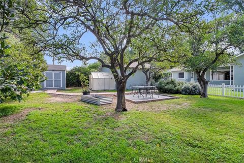 Tiny photo for 4401 Maplewood Place, Riverside, CA 92506 (MLS # IG25245715)
