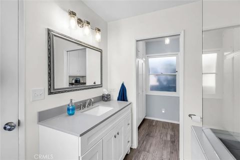 Tiny photo for 4401 Maplewood Place, Riverside, CA 92506 (MLS # IG25245715)