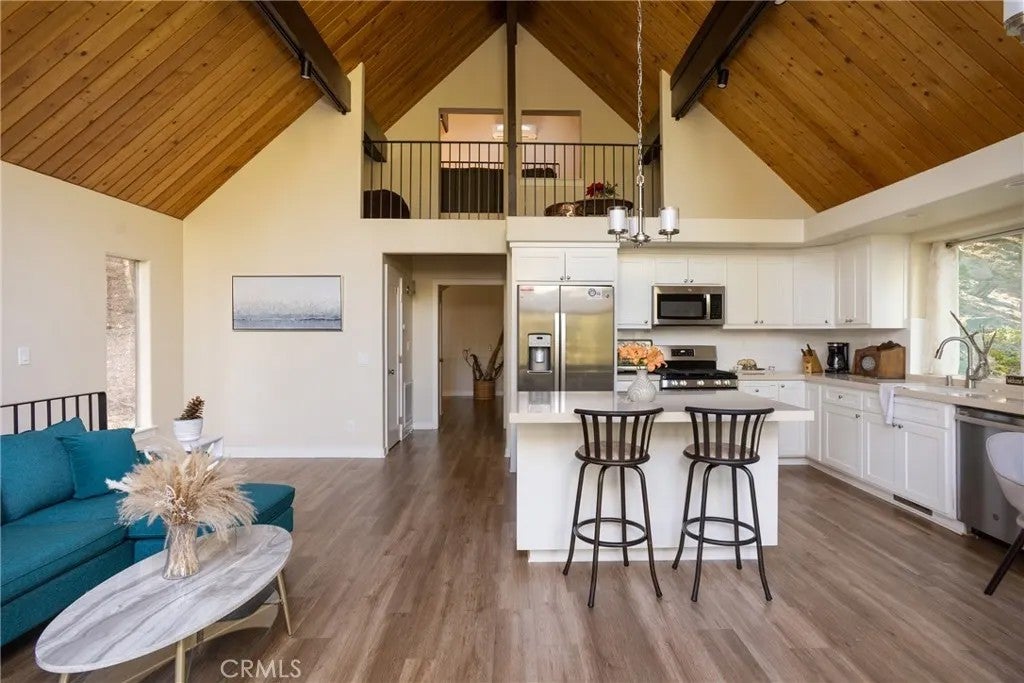 517 Brentwood