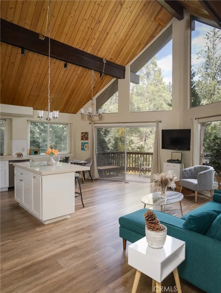 517 Brentwood