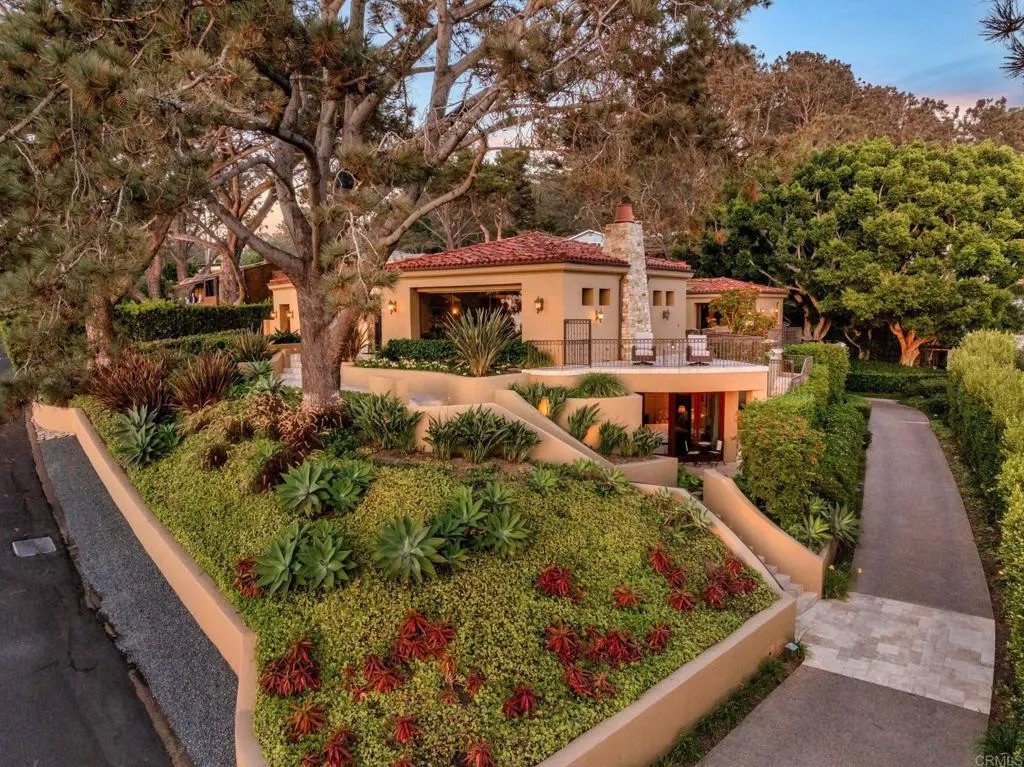 271 Ocean View Avenue