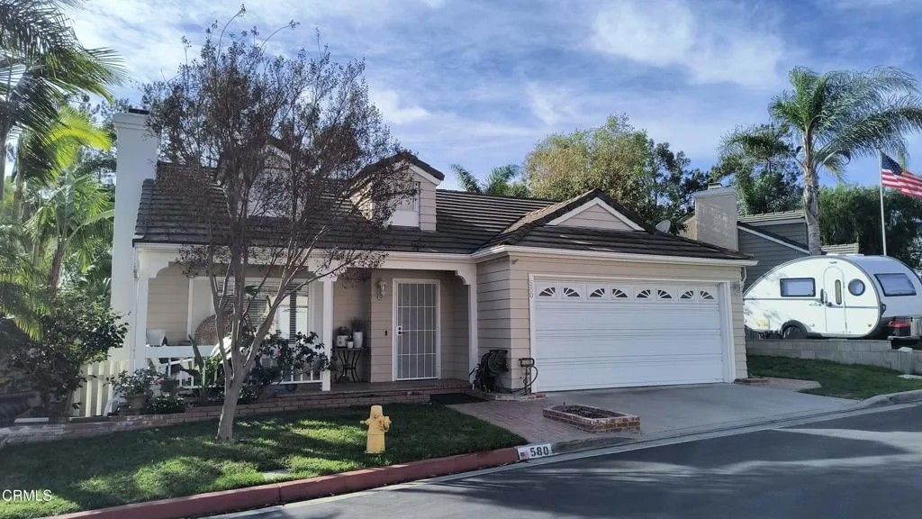 Photo of 580 Stoney Peak Court, Simi Valley, CA 93065 (MLS # V1-34279)