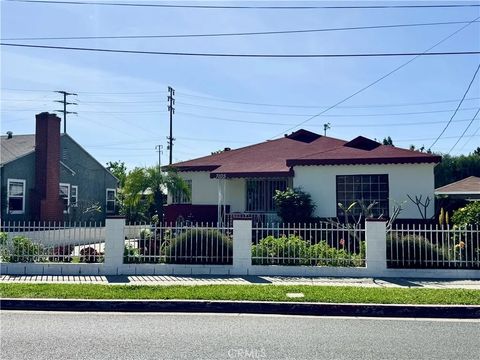 Photo of 7105 California Avenue, Bell Gardens, CA 90201 (MLS # IV26057158)