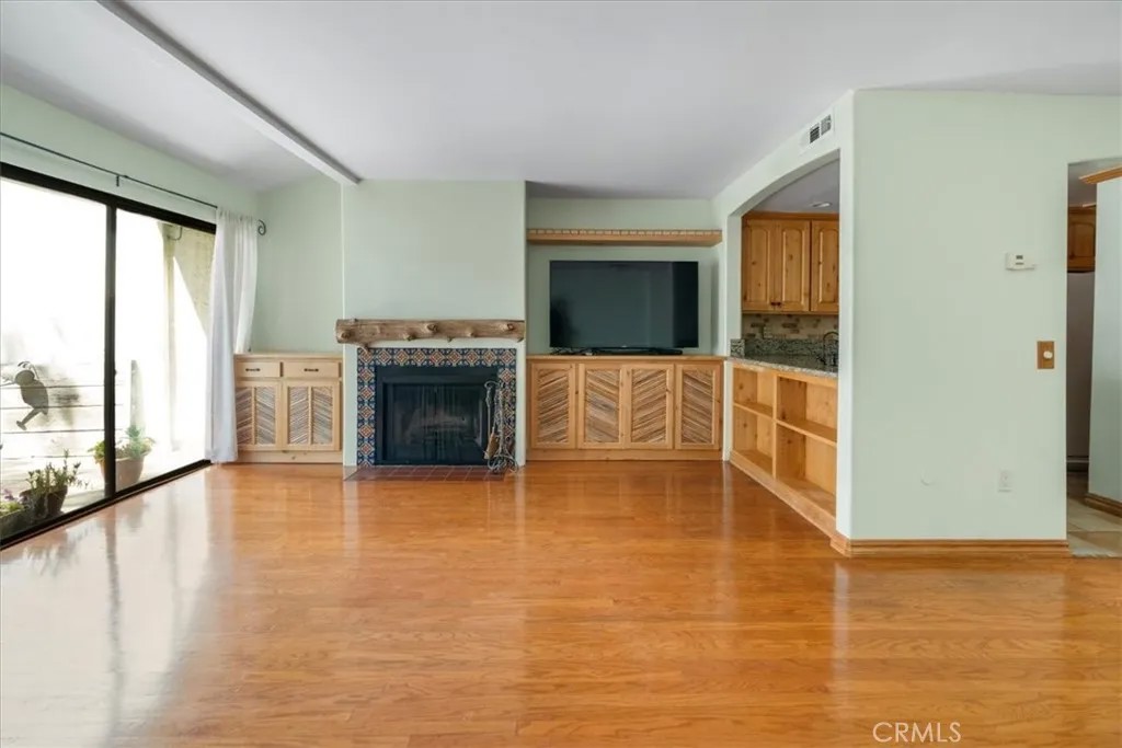 5249 Colodny 8