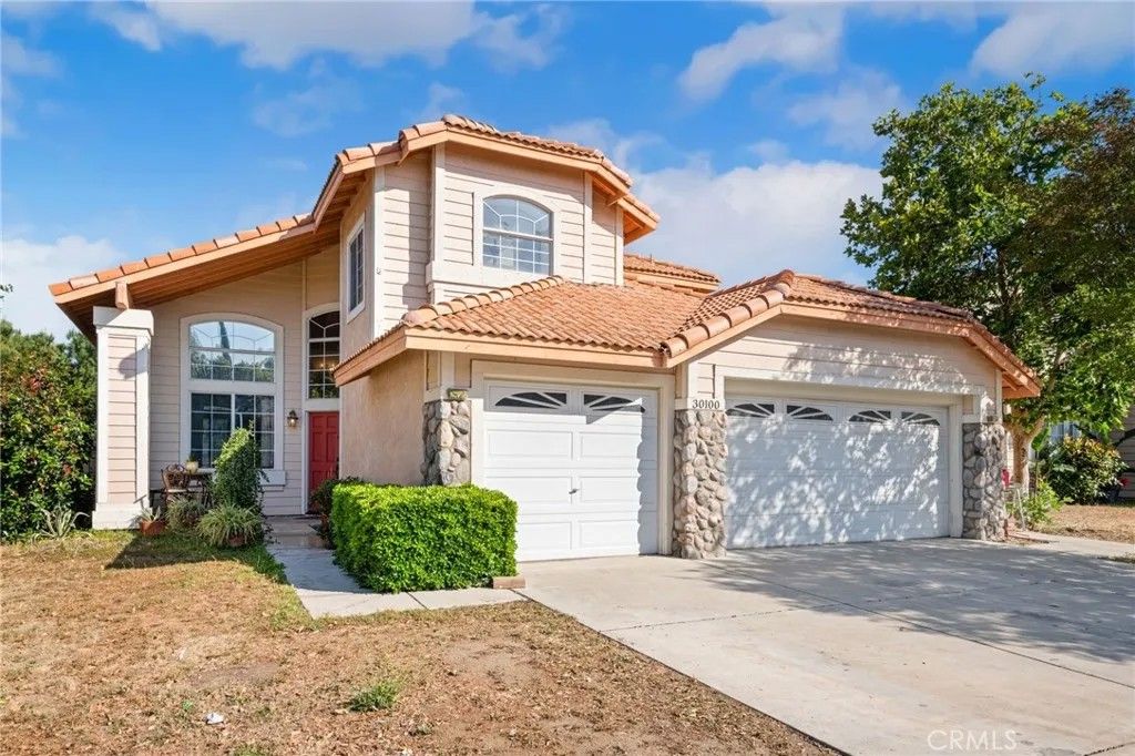 Photo of 30100 Sugarpine Street, Lake Elsinore, CA 92530 (MLS # SW26091724)