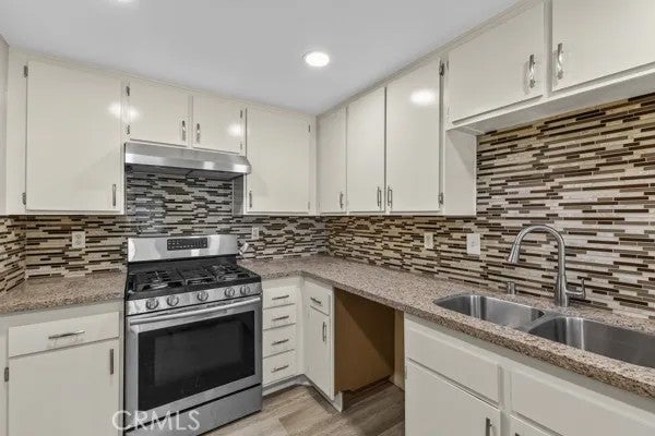 8463 Sunset Trail