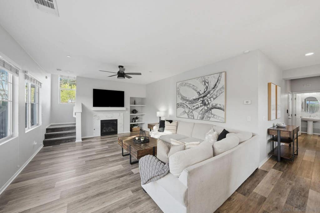Photo of 310 Dahlia Way, El Cajon, CA 92020 (MLS # 260014787)