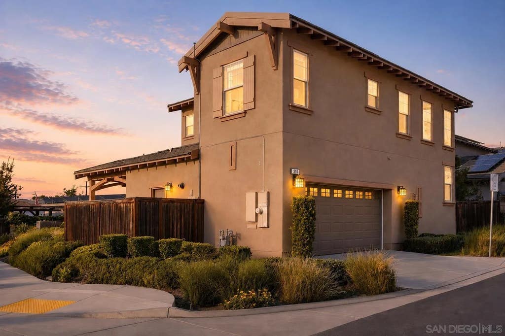 Photo of 310 Dahlia Way, El Cajon, CA 92020 (MLS # 260014787)