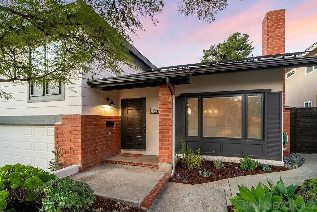 Photo of 5444 Barkla St, San Diego, CA 92122 (MLS # 250046092)