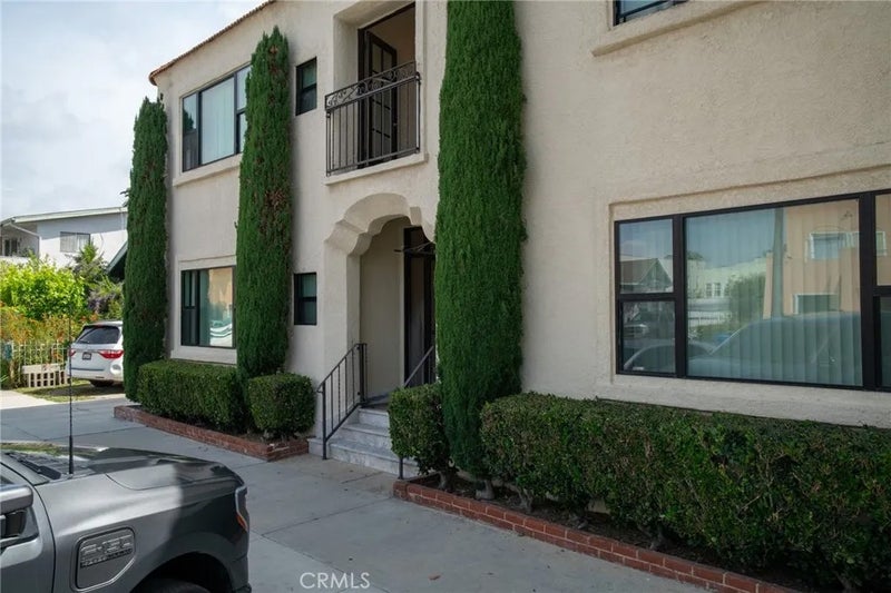 820 Cedar Avenue