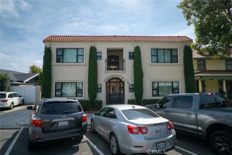 820 Cedar Avenue
