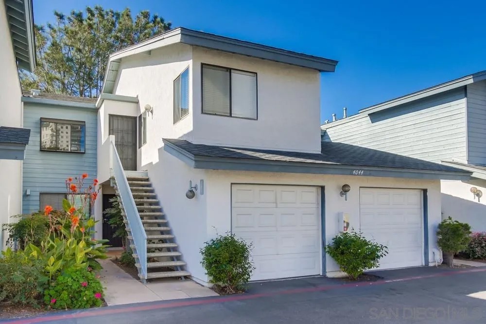 4044 Crystal Dawn Ln 203