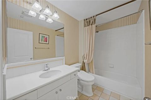 Tiny photo for 22 Arborside, Irvine, CA 92603 (MLS # TR26017734)