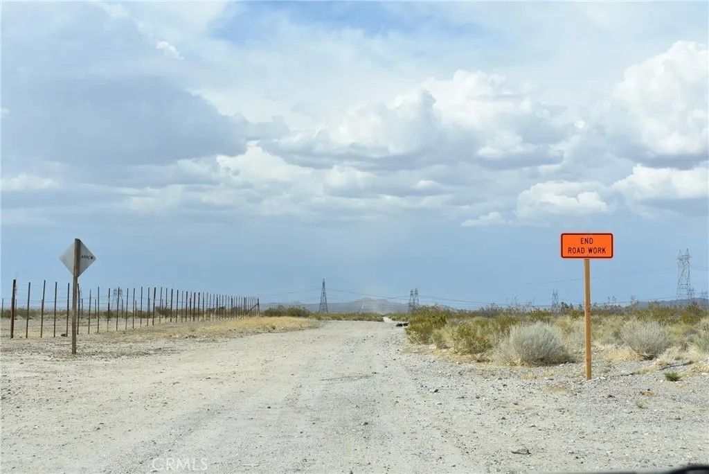 Photo of 34630 Longview, Pearblossom, CA 93553 (MLS # SR26052361)