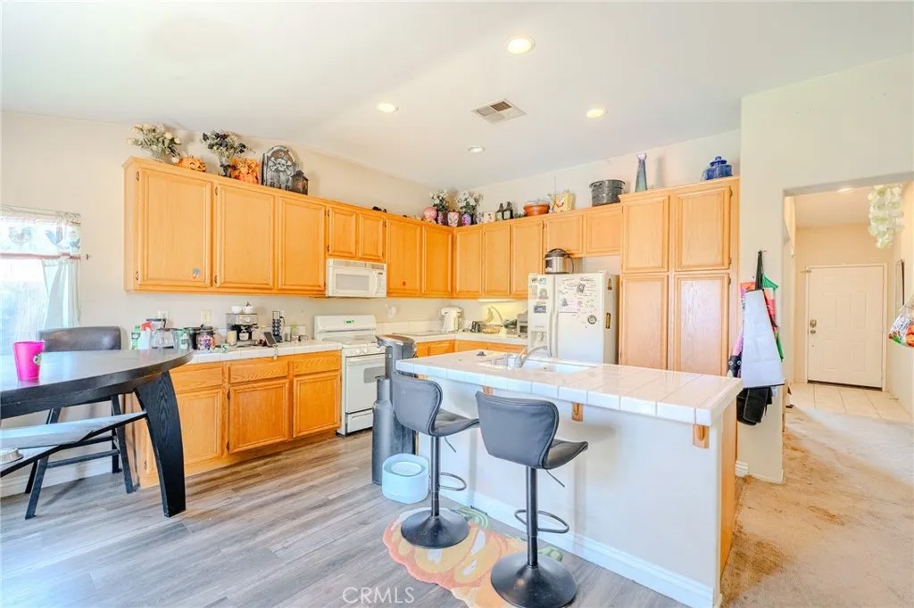 32843 Sandal Wood