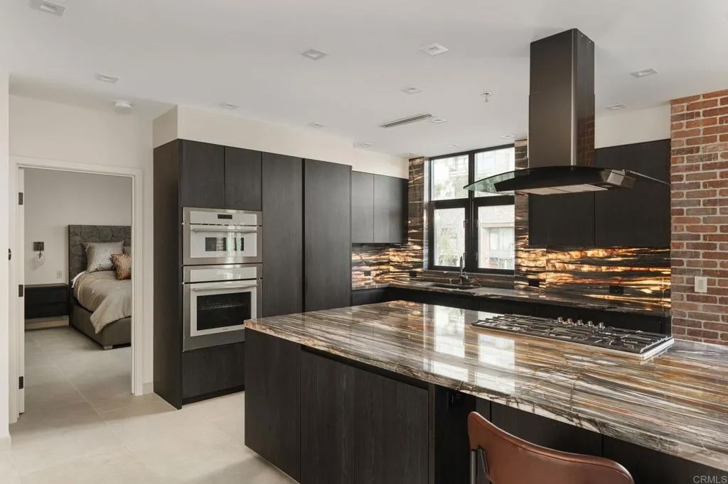 555 Front Street 204