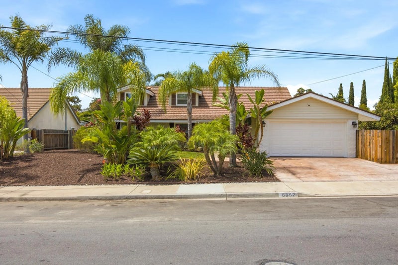 6852 Belle Glade Ave