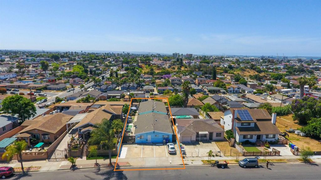 Photo of 4165-4171 Epsilon St, San Diego, CA 92113 (MLS # 260010009)