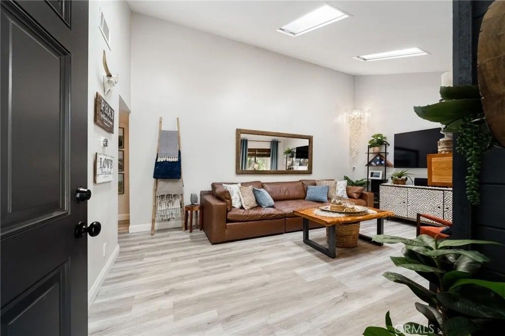 Photo of 15 Big Dipper Court #24, Newport Beach, CA 92663 (MLS # OC26039878)