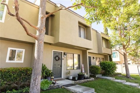 Photo of 285 N Singingwood St, Orange, CA 92869 (MLS # OC25252931)