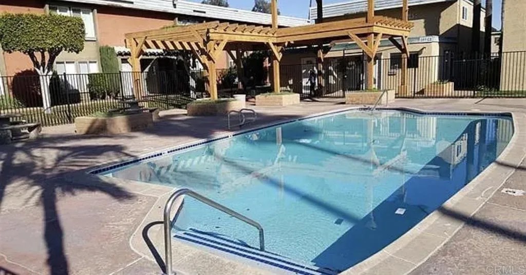 1661 Pentecost Way Unit#4