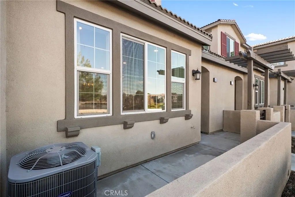 Photo of 15928 Lasselle St #4, Moreno Valley, CA 92551 (MLS # IG26009268)