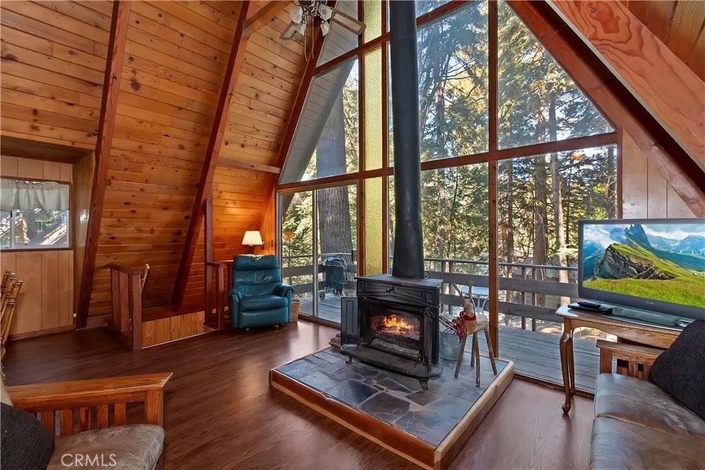 Photo of 31470 Cedarwood Drive, Running Springs, CA 92382 (MLS # IG25277626)