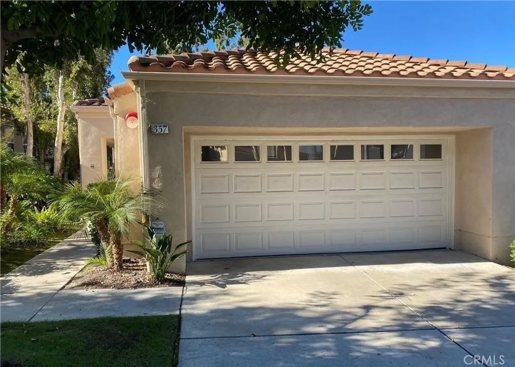 Photo of 357 S San Vicente Lane, Anaheim Hills, CA 92807 (MLS # OC26092223)