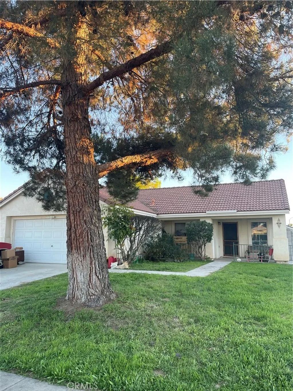 Photo of 26063 Ridgemoor Rd, Menifee, CA 92586 (MLS # SW26012887)