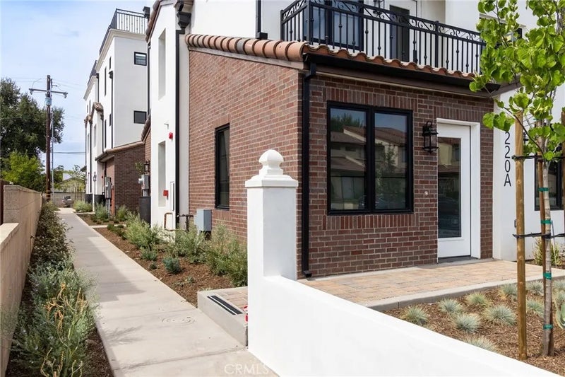 220 W Mission A